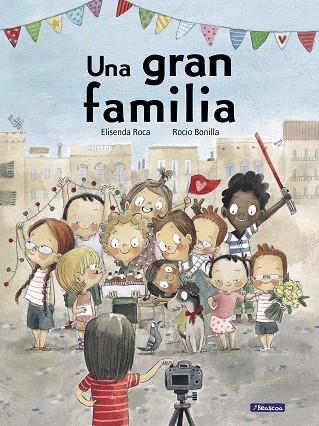 UNA GRAN FAMILIA -CASTELLA- | 9788448852542 | Elisenda Roca Rocío Bonilla | Llibreria Cinta | Llibreria online de Terrassa | Comprar llibres en català i castellà online | Comprar llibres de text online
